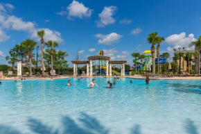LUXURIOUS CONDO - JUST 2 MILES FROM DISNEY #404